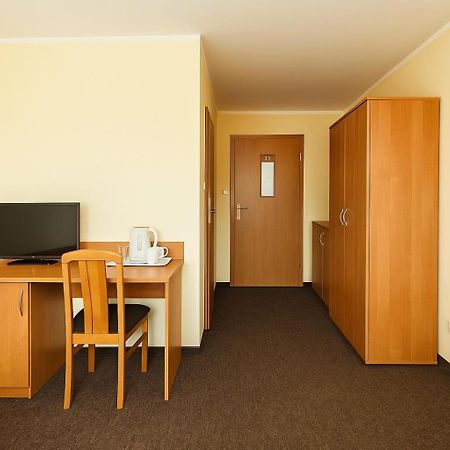Nad Brzegiem Baltyku Hotel Sarbinowo Buitenkant foto