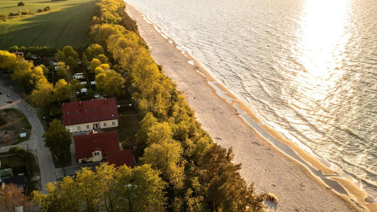 Nad Brzegiem Baltyku Hotel Sarbinowo Buitenkant foto
