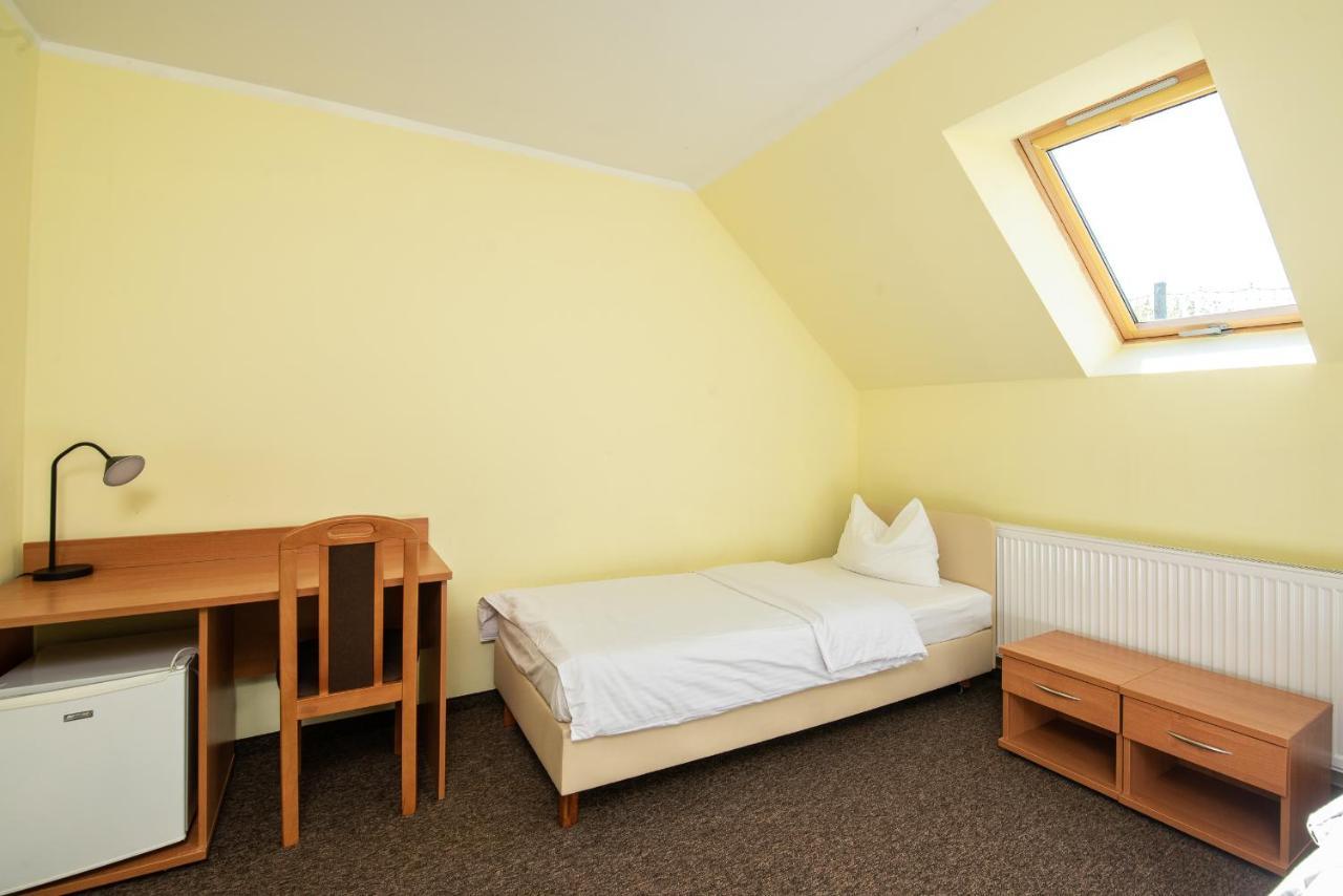 Nad Brzegiem Baltyku Hotel Sarbinowo Buitenkant foto