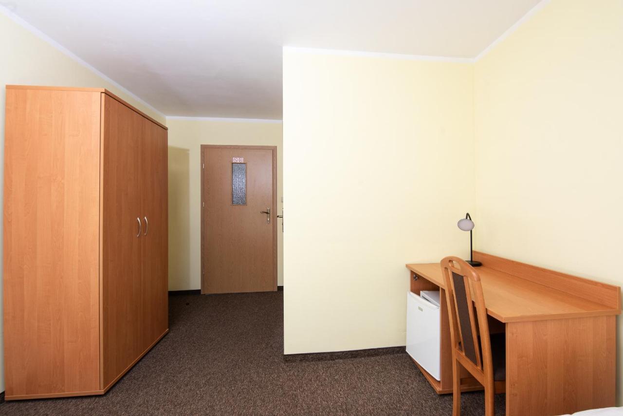 Nad Brzegiem Baltyku Hotel Sarbinowo Buitenkant foto